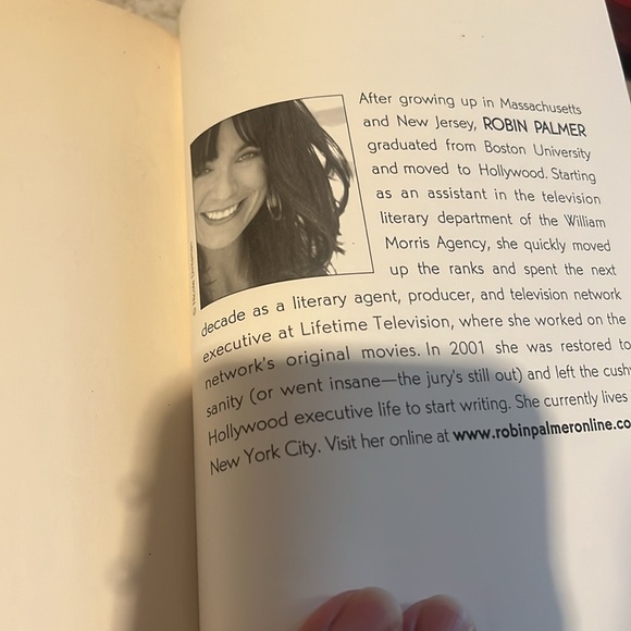 Geek Charming. By Robin Palmer. Paperback book. - Picture 7 of 8